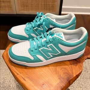 New Balance 480 Aqua and White Athletic Shoes